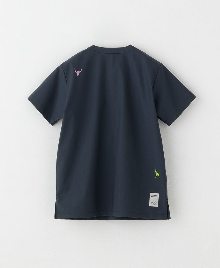 男女通用款 Scrub Canvas Club 刷手衣:Wonder Art 旭山動物園 - Classico克萊希台灣官方網站 - スクラブ