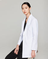 女款 URBAN中短版都會時尚醫師袍 - Classico克萊希台灣官方網站